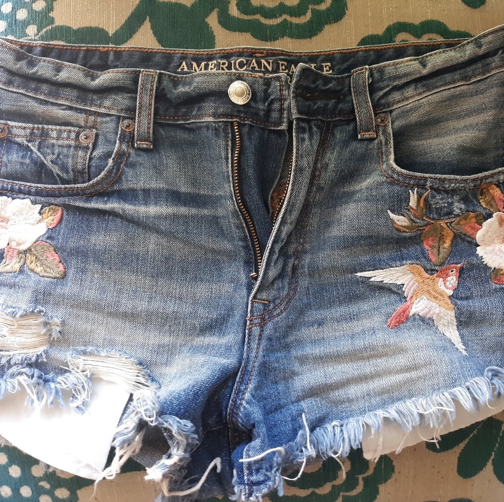 American Eagle Hi Rise Shorts